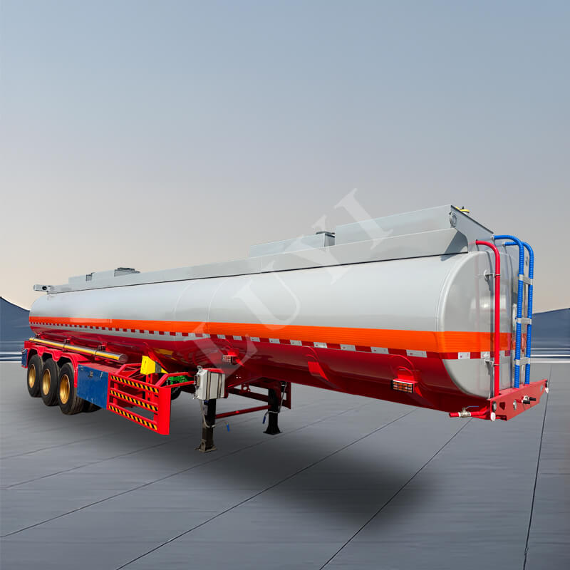 3-osiowa, 30 do 45 metrów sześciennych, konfigurowalna, naczepa ze zbiornikiem oleju