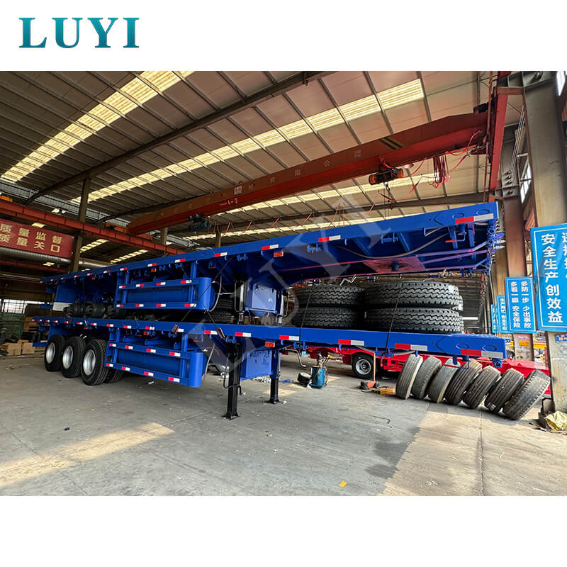 Sprzedam 3-osiową naczepę platformową o udźwigu 4 stóp i udźwigu 50 ton