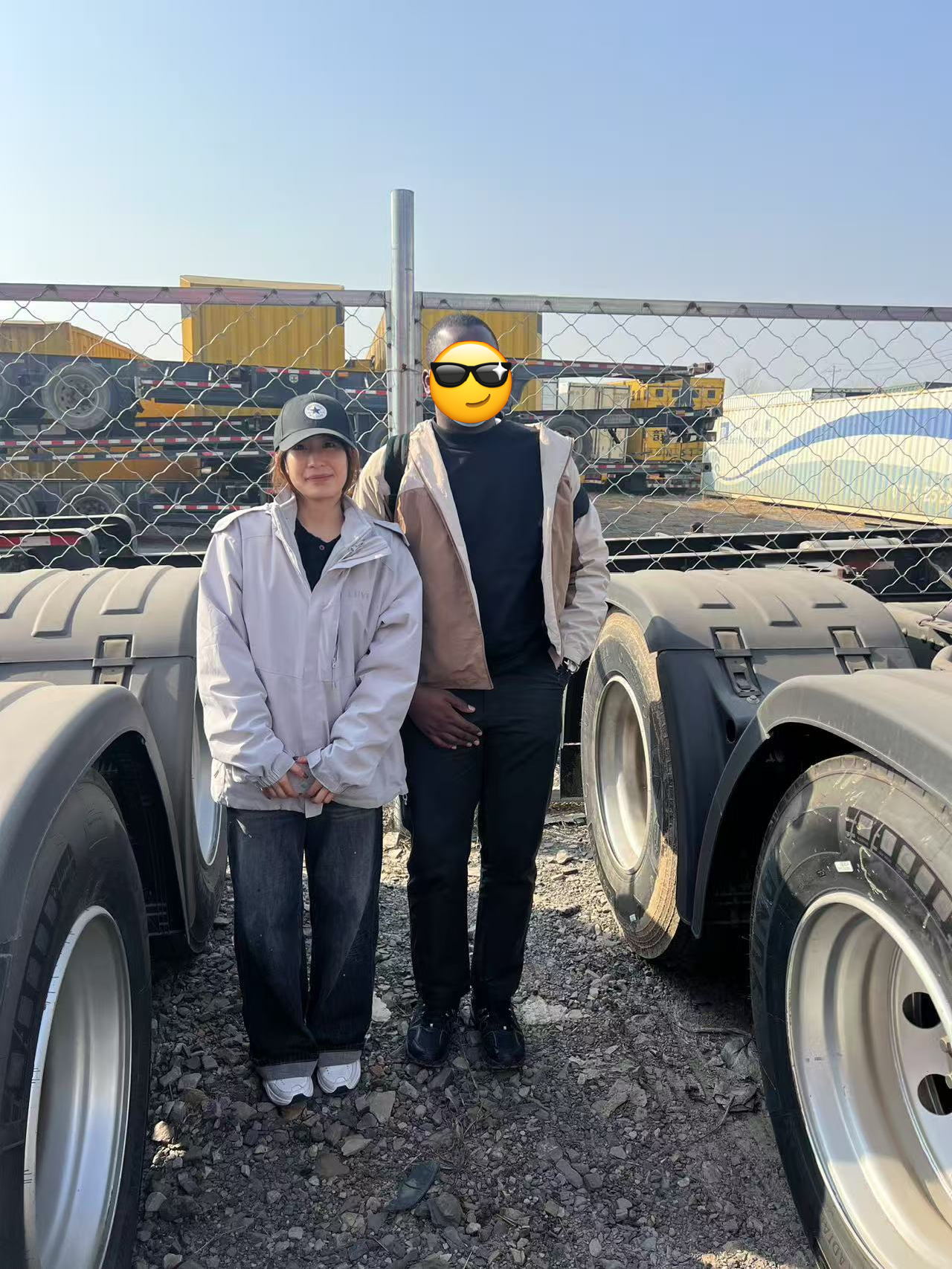 Jak LUYI pomogło klientowi z Tanzanii w zabezpieczeniu niezawodnych samochodów ciężarowych o dużej ładowności do transportu infrastruktury i zasobów