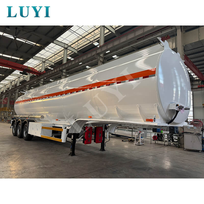 Siła wzrostu Portugalii: dlaczego europejski lider logistyki wybrał Luyi Auto do transportu ciężkich maszyn Siła wzrostu Portugalii: dlaczego europejski lider logistyki wybrał Luyi Auto do transportu ciężkich maszyn